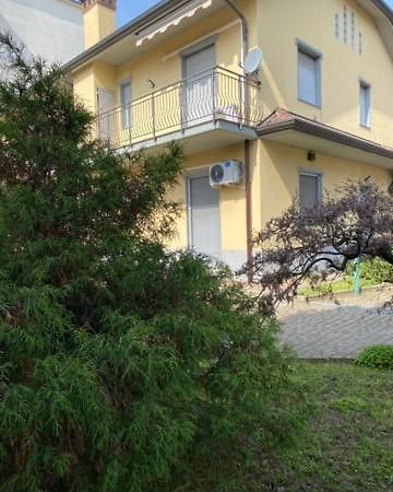 Апартаменти La Casa Di Amalia Ро Екстер'єр фото