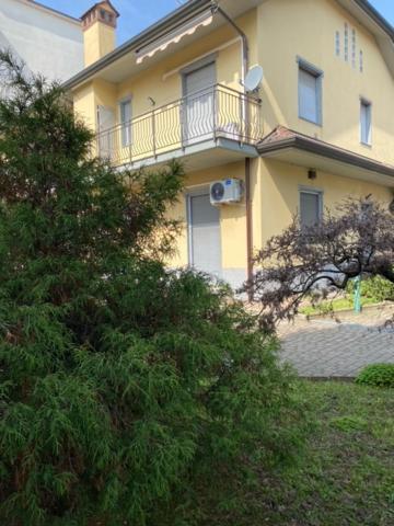 Апартаменти La Casa Di Amalia Ро Екстер'єр фото